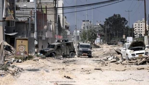 عاجل- سقوط شهيد و5 جرحى جراء القصف الإسرائيلي على مخيم نور شمس في طولكرم