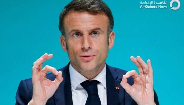 ماكرون يحث الناخبين على عرقلة اليمين المتطرف في الانتخابات التشريعية