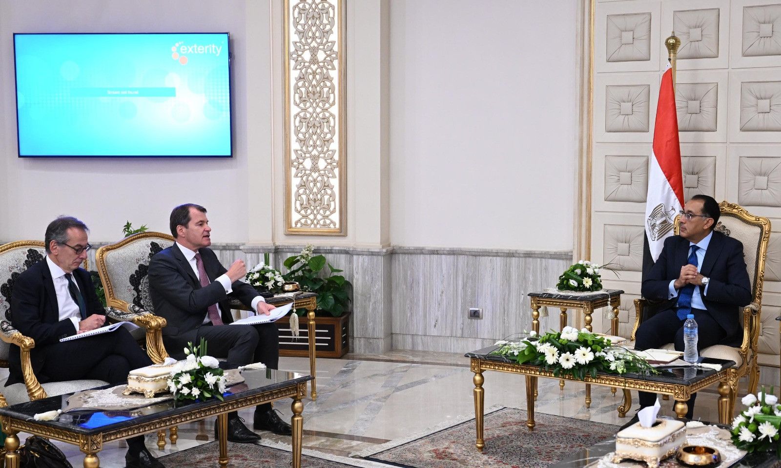 مدبولى: الحكومة ملتزمة بالاستمرار في تنفيذ الإصلاحات الاقتصادية 