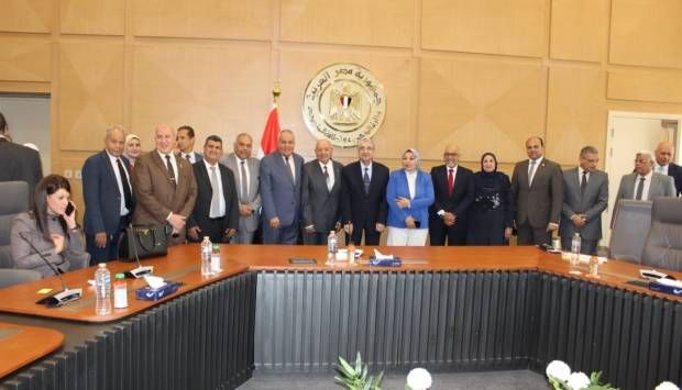 وزير الكهرباء يترأس اجتماع اعتماد الموازنة التخطيطية للعام المالي الجديد