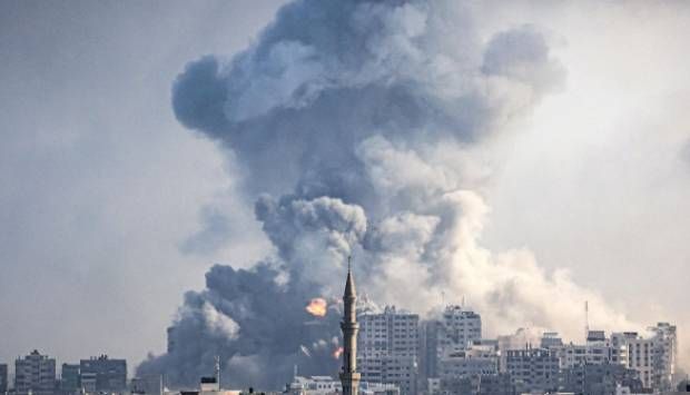 إعلام فلسطيني: مسيرات إسرائيلية تطلق النار على سيارات الإسعاف غربي رفح