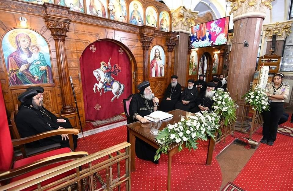 البابا تواضروس يعظ عن «تنقية القلب» في اجتماع الأربعاء