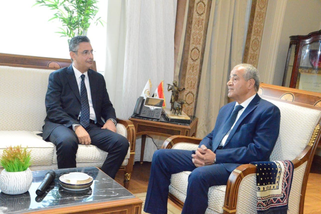 صورة حضارية ورقي.. المصيلحي خلال استقباله وزير التموين الجديد: إضافة قوية