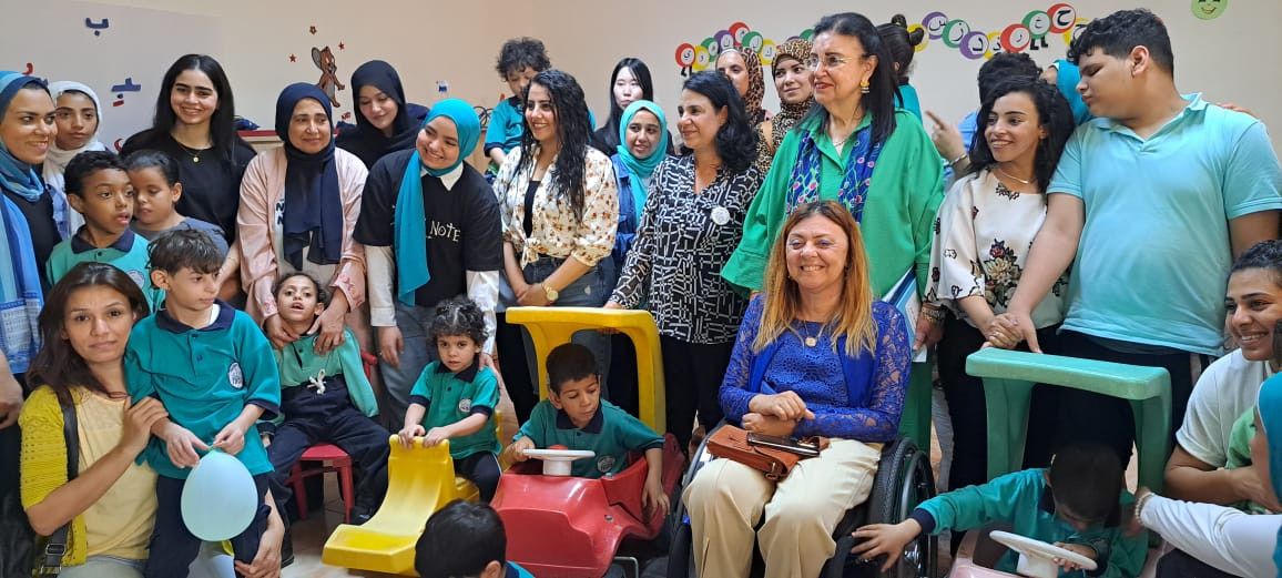 إيمان كريم تشارك في الاحتفال باليوم العالمي للأصم الكفيف (صور)