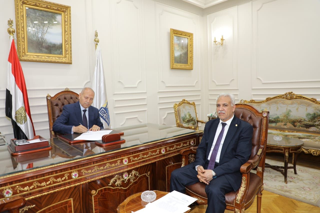 محافظ القاهرة يعتمد جدول امتحانات الدور الثاني للعام الدراسي الحالي (صور)