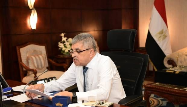 الفريق أسامة ربيع يناقش سياسات إبحار السفن الكورية عبر قناة السويس