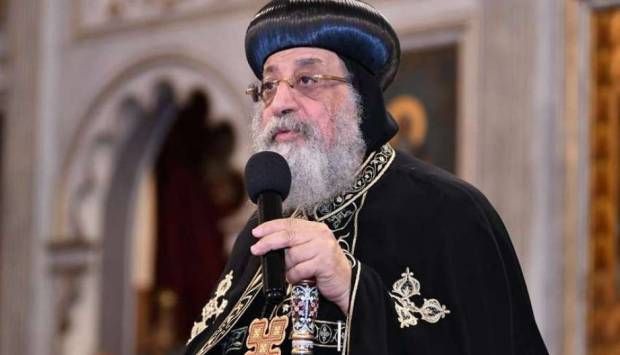 البابا تواضروس يعزي في وفاة القمص صليب حكيم