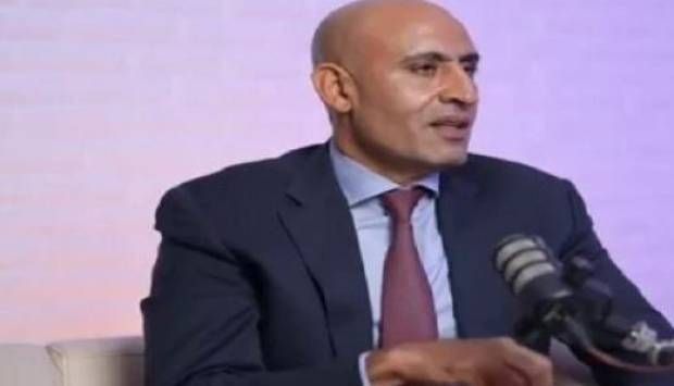 وزير التعليم يعلق على جدل سيرته الذاتية (فيديو)