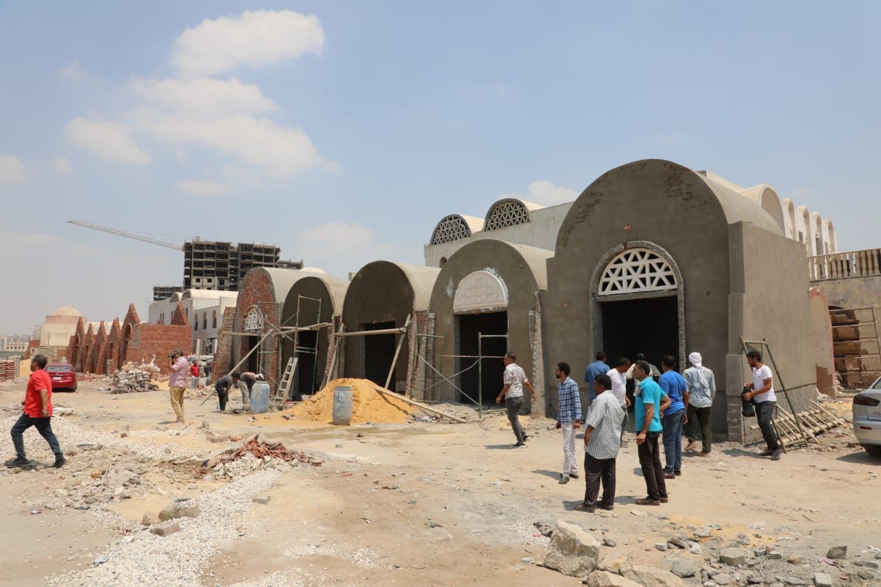 محافظ القاهرة: نولي اهتماما كبيرا بالقرية التي تضم 152 فاخورة