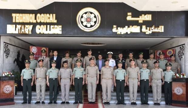 الكلية العسكرية التكنولوجية تستقبل وفد جامعة العلوم للدفاع الوطنية الصينية