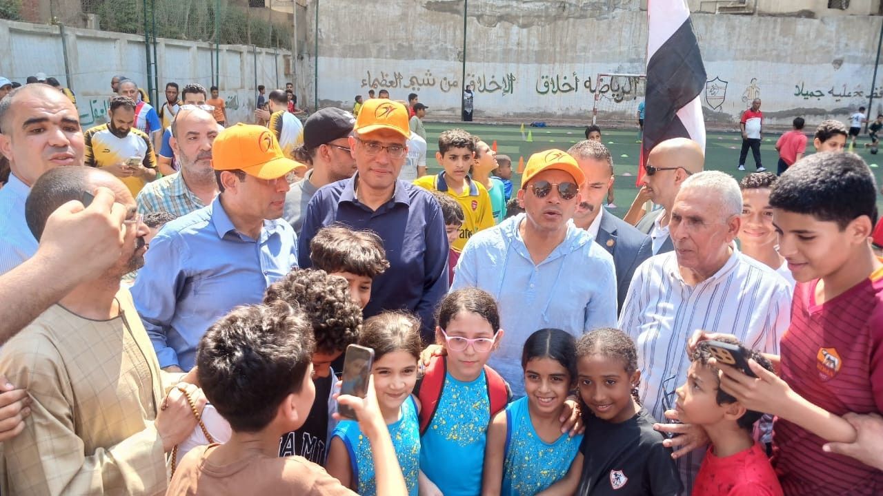 صبحي ومحافظ الجيزة يفتتحان العديد من المنشآت الرياضية بنادي الطالبية