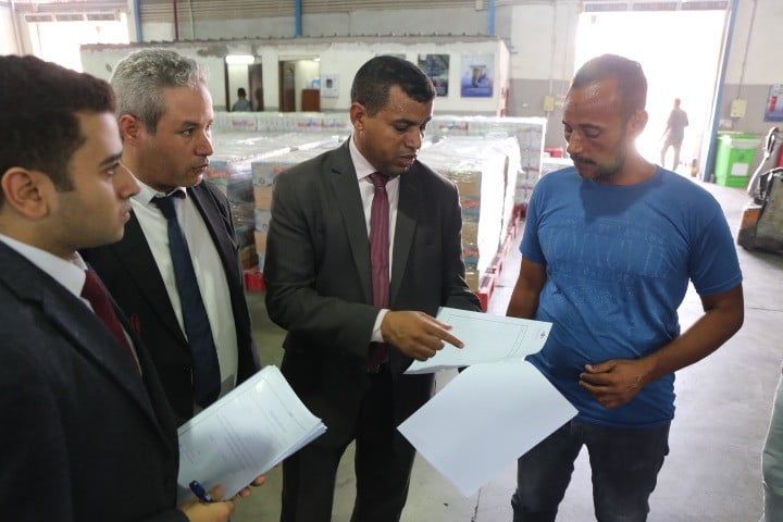 جهاز حماية المستهلك يشن حملات تفتيش على حلقات التداول والتوزيع
