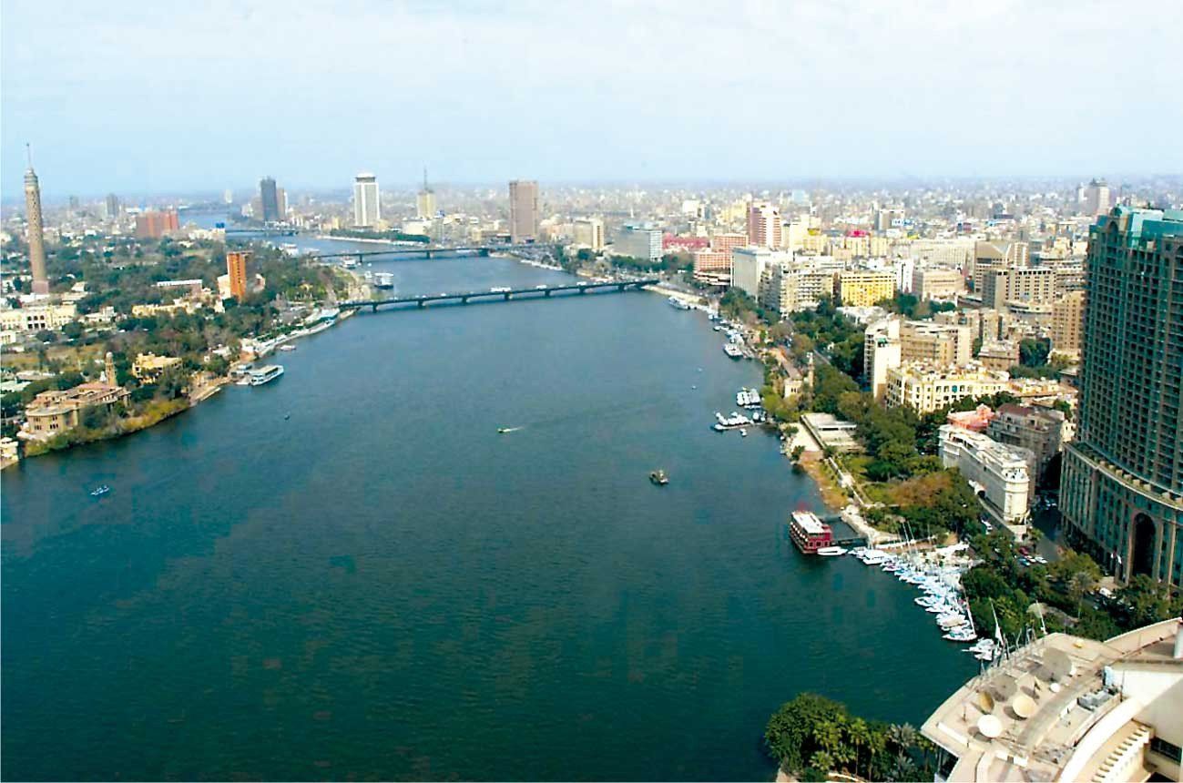 «معا نبني مستقبلا مستداما».. رئيس الوزراء يلقي بيان الحكومة أمام «النواب»