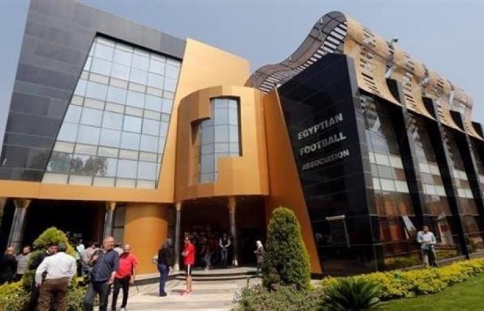 لاعب الأهلي السابق : يجب تغيير إدارة الكرة المصرية الحالية بالكامل