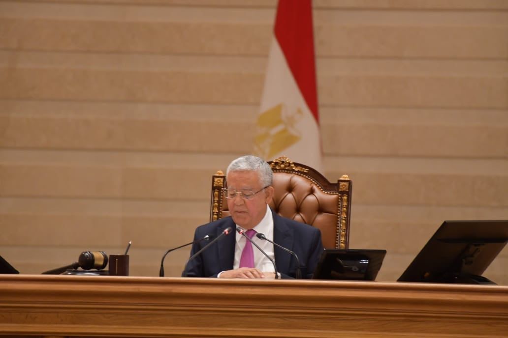 «معا نبني مستقبلا مستداما».. رئيس الوزراء يلقي بيان الحكومة أمام «النواب»