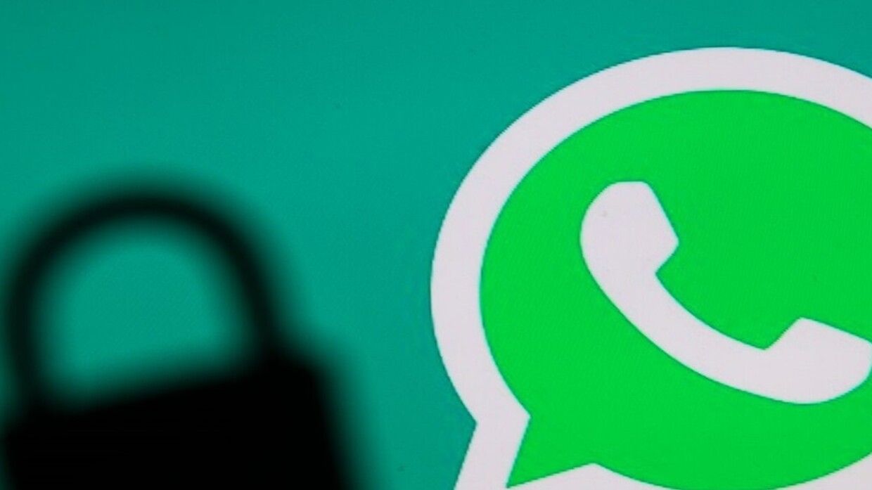 الملياردير الأمريكي إيلون ماسك يحذر من مخاطر استخدام تطبيق "واتس آب"