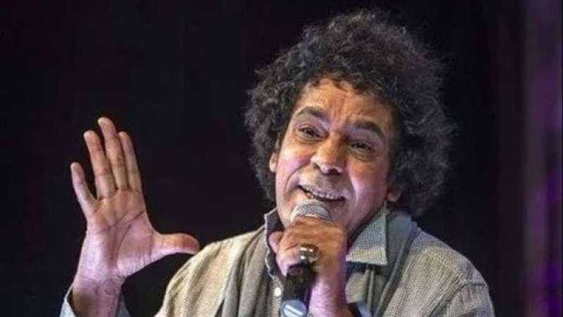 أول ظهور للكينج بعد الإصابة.. محمد منير يفتتح مهرجان العلمين