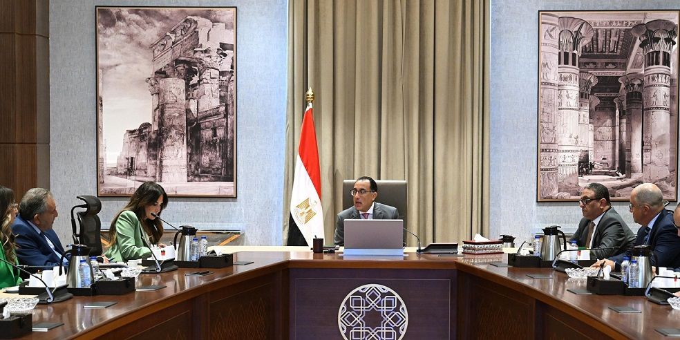 مدبولي: اجتماع دوري مع التجار والصناع لضبط الأسواق وأسعار…