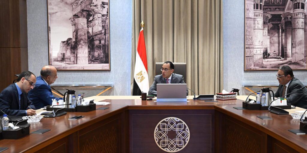 رئيس الوزراء يشدد على أهمية الالتزام بخطة وقف تخفيف الأحمال…