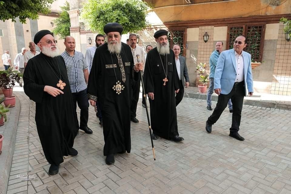 البابا تواضروس يزور الديوان البطريركي في الإسكندرية (صور)