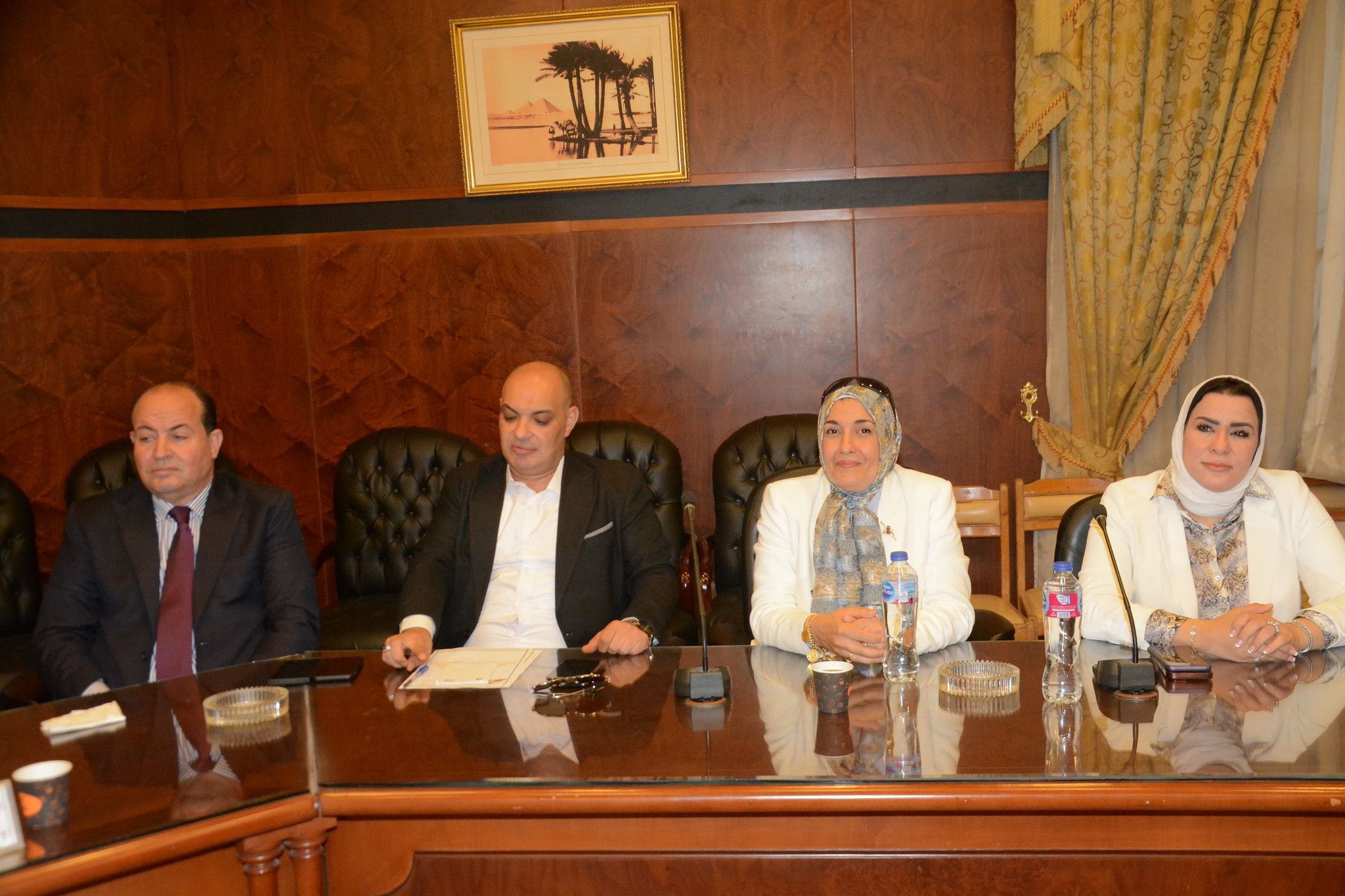 محافظ البحيرة خلال لقائها بالنواب: حريصون على تلبية احتياجات المواطنين