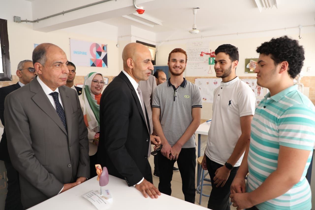 وزير التعليم خلال زيارته للمنيا: اهتموا بأعمال صيانة الفصول (صور)