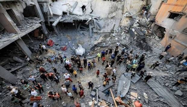 استشهاد 4 عاملين بمؤسسات الإغاثة الدولية جراء قصف إسرائيلي لمخزن بخان يونس