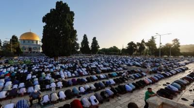 أخبار اليمن : 35 ألفاً أدوا صلاة الجمعة في الأقصى