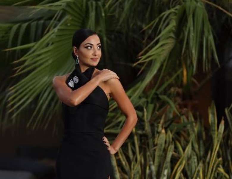 ناردين فرج تشارك متابعيها صورا من أحدث ظهور لها عبر انستجرام