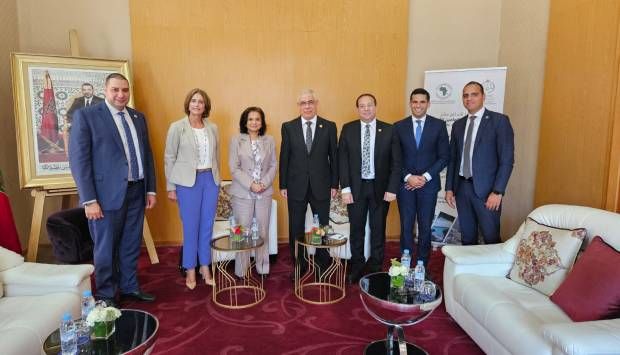 النائب العام يلتقي نظيريه بجنوب إفريقيا والسودان لبحث التعاون