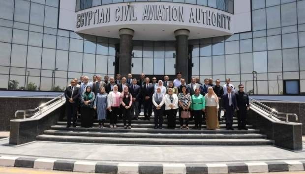 سلطة الطيران المدني المصري تنظم الاجتماع الأول للجنة مكافحة مخاطر الطيور