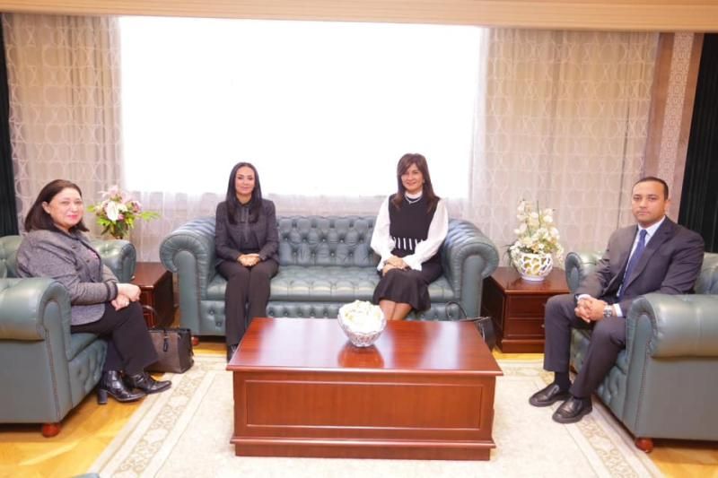 وزيرة التضامن الاجتماعي تستقبل رئيس الأمانة الفنية للتحالف الوطني للعمل الأهلي التنموي