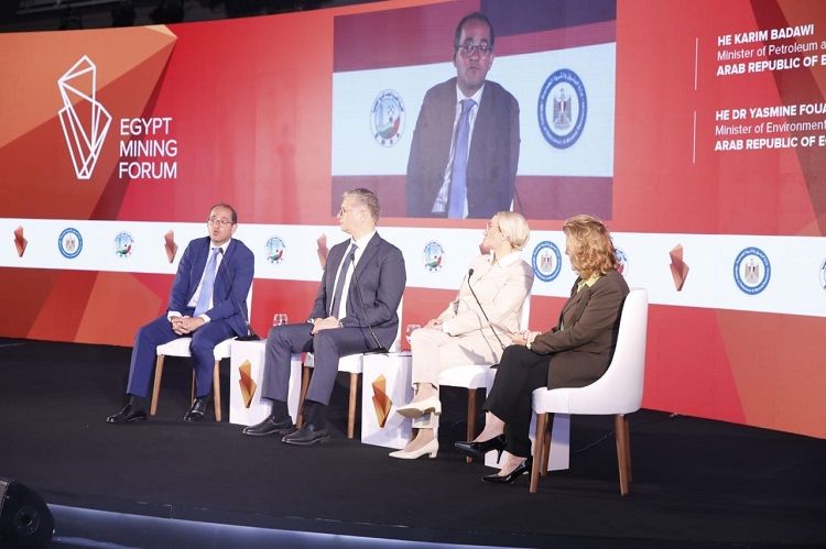 وزير المالية: نعمل على خلق بيئة صديقة للمستثمرين وتطوير…