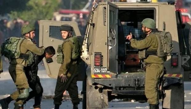 بينهم جريج وأطفال.. الاحتلال يعتقل 20 فلسطينيًا من الضفة الغربية في يوم