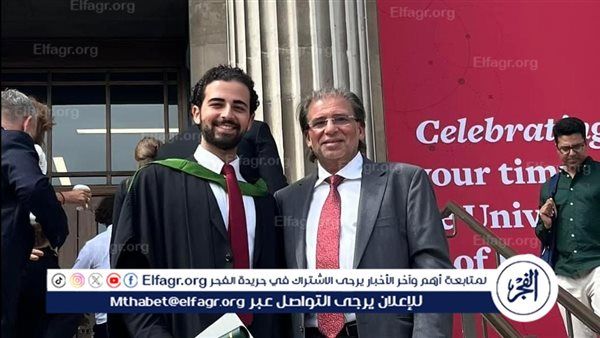بهذه الطريقة.. خالد يوسف يحتفل بتخرج نجله من الجامعة
