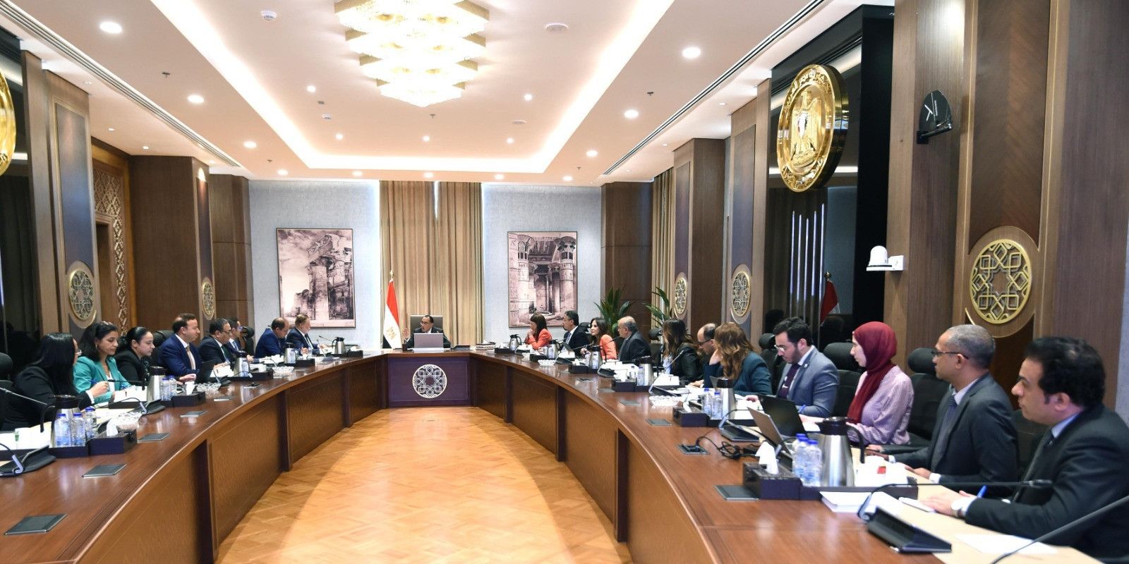 خفض التضخم وزيادة الاستثمار..تفاصيل أول اجتماع للمجموعة الوزارية الاقتصادية