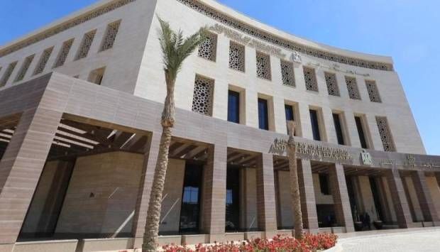 «التعليم» توضح ملابسات تعدي طالبة ثانوية عامة على مراقب لفظيا ورشقه بالمياه