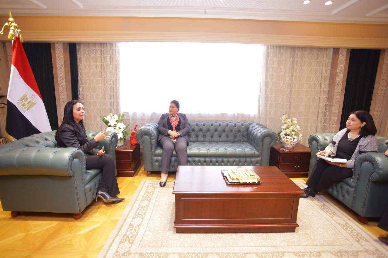 وزيرة التضامن تناقش قضايا الأطفال مع «الطفولة والأمومة» و«قومي المرأة» 