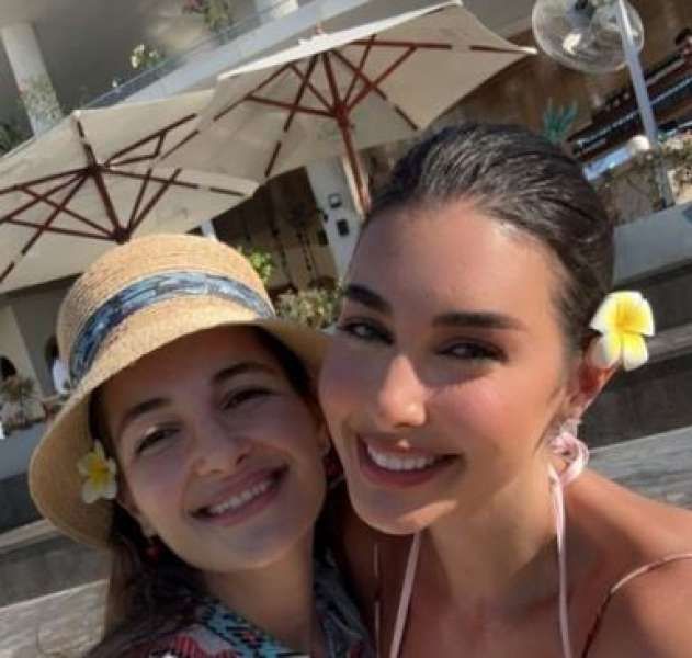 ياسمين صبري وشام الذهبي يخطفان الأنظار بجمالهما في أحدث ظهور