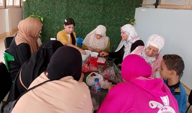 ورش حرفية لتعزيز مهارات المرأة المعيلة من ذوات الهمم ضمن برامج قصور...