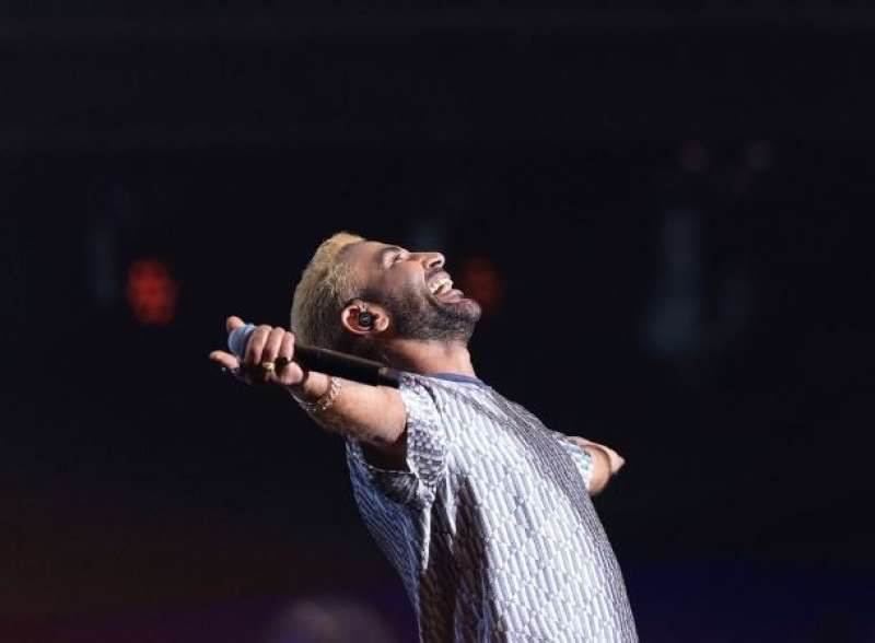 أحمد سعد يهدي الجمهور السعودي أغنية جديدة