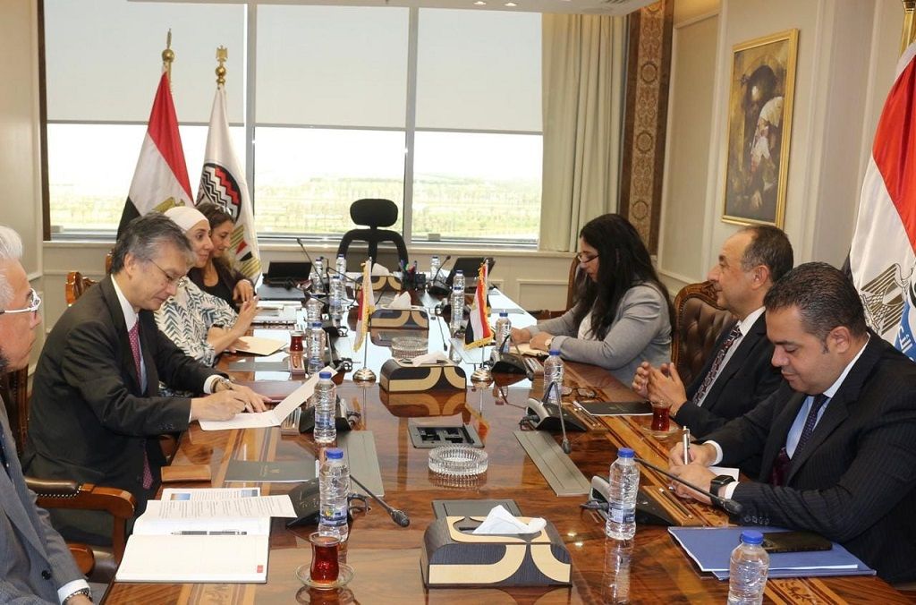 وزير قطاع الأعمال يبحث فرص ضخ مزيد من الاستثمارات اليابانية…