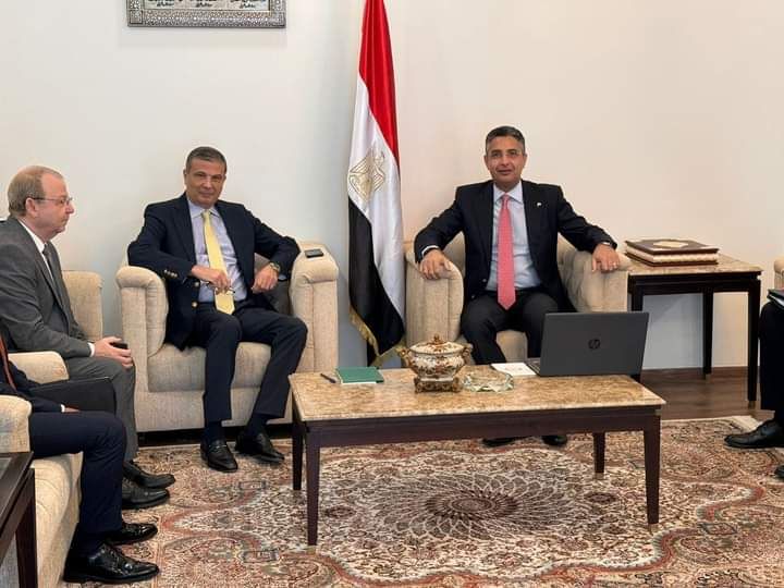 وزيرا التموين والزراعة يبحثان تحديد الأسعار الاسترشادية…