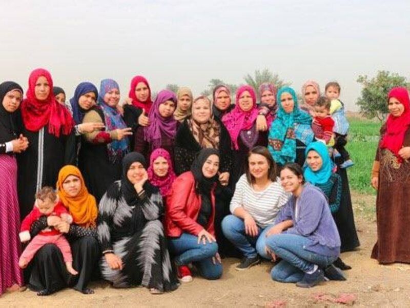 اتفرج أغرب قرية في مصر حيث يعيش النساء وحدهن والرجال ممنوعون .. قرية السماحة في أسوان