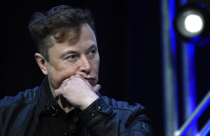 خدعوني وقتلوه..اتفرج ماسك يتحدث عن تحول نجله جنسيا