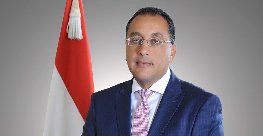 مدبولي يوجه بسرعة الانتهاء من ملف تعويضات الأهالي بمنطقة رأس…