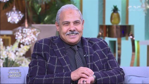 عملت دراسة تاريخية للمسلسل.. محمد رضوان يكشف تفاصيل استعداده لـ "عمر أفندي" (خاص)