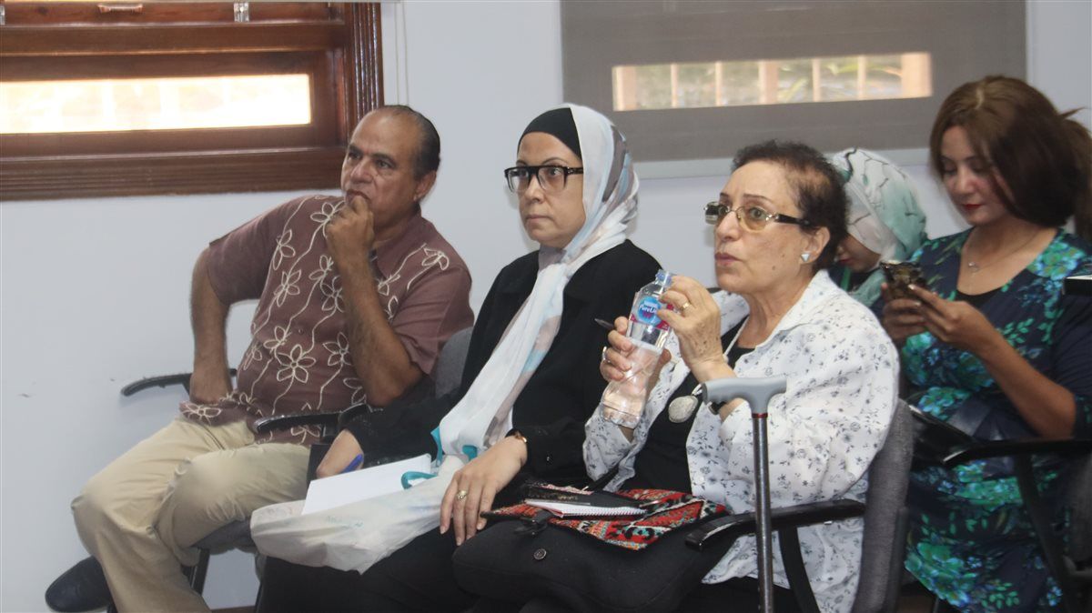 غناء وعزف وتوثيق في ندوة "راويات السيرة".. قديما وحديثا بمهرجان المسرح المصري