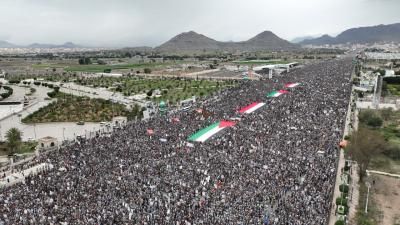 أخبار اليمن : حشد مليوني بصنعاء يدعو للتصدي لانتهاكات العدو الصهيوني
