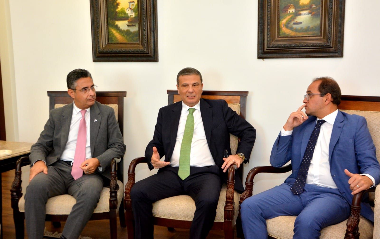 وزراء الزراعة والتموين والمالية يبحثون دراسة أسعار المحاصيل…